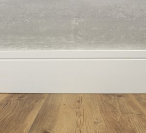 Linha Composit 160 mm (liso) / 200 mm (com friso) – Rodapé – Eucafloor