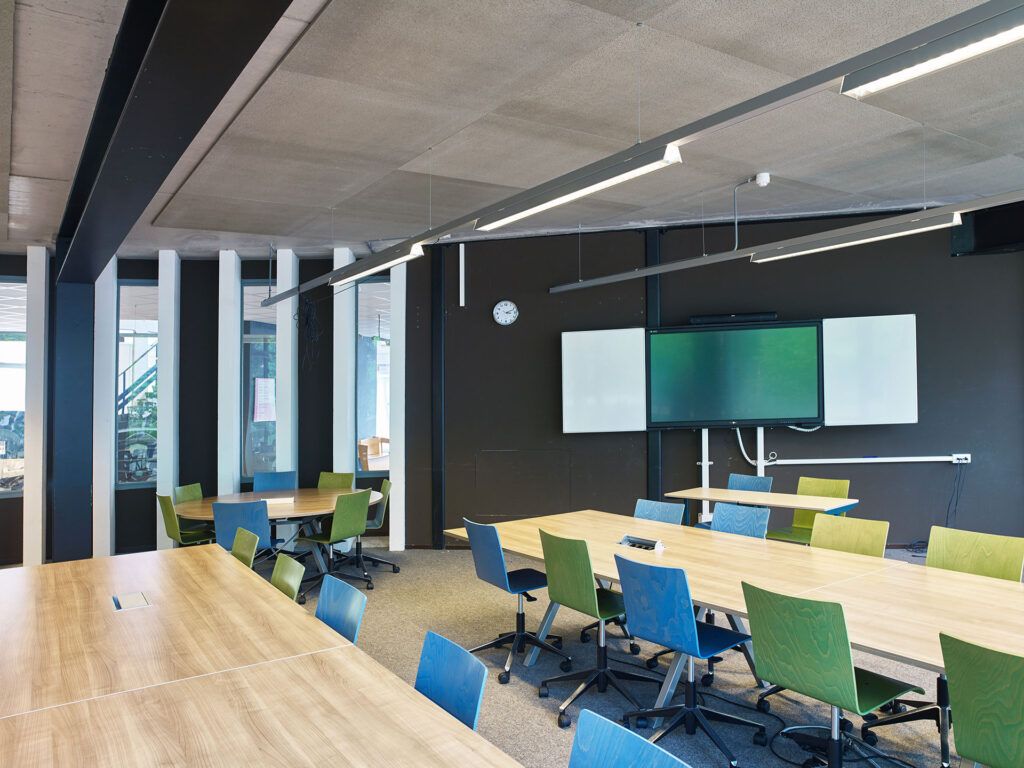 RAW Grey Clay – NRC 0,90 4